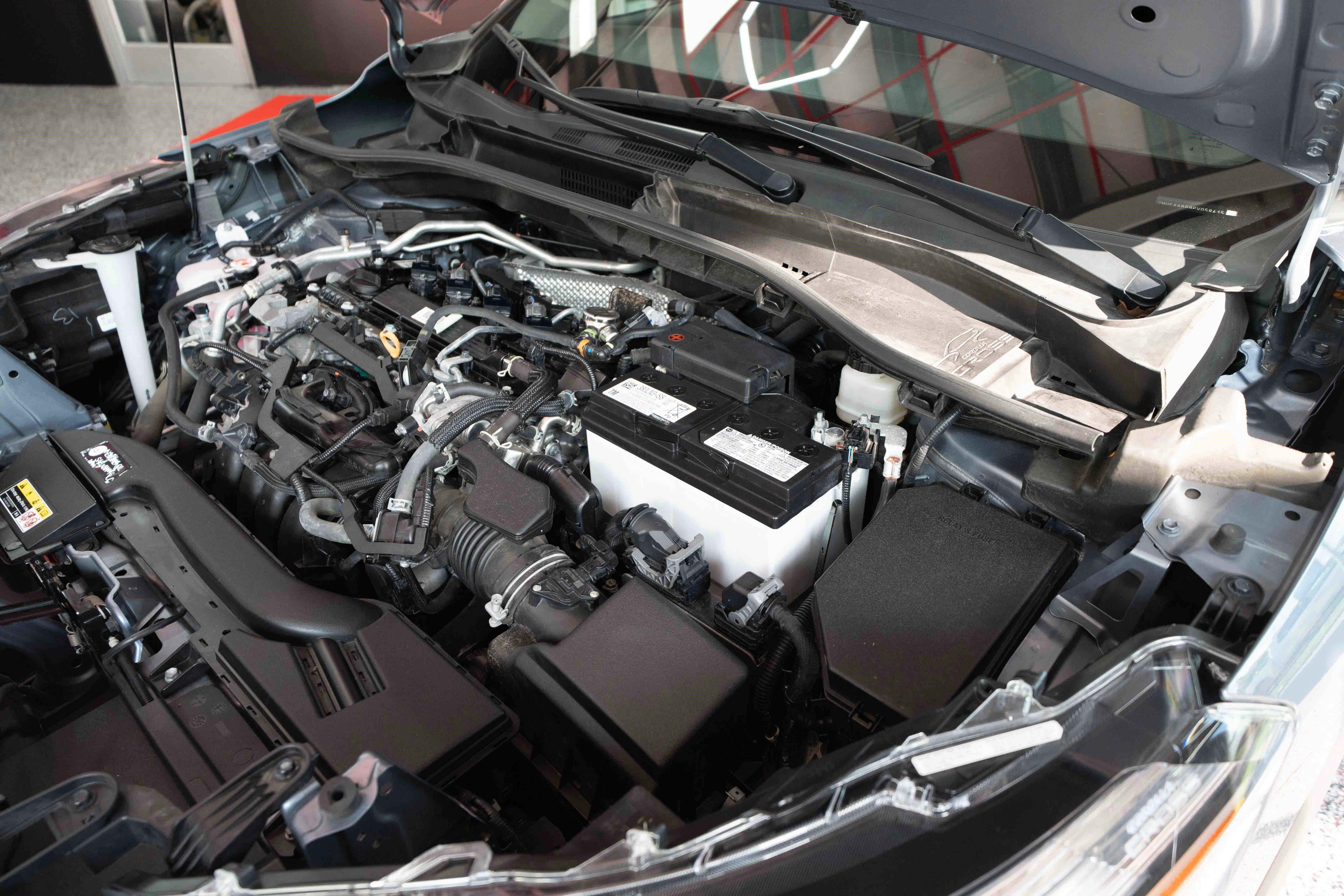 Used 2023 Toyota Corolla Cross XLE image 33