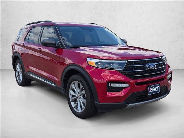 Used 2023 Ford Explorer XLT w/ Equipment Group 202A RWD image 3
