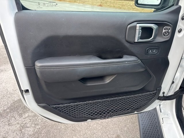 Used 2023 Jeep Wrangler Unlimited Sahara w/ Cold Weather Group image 14