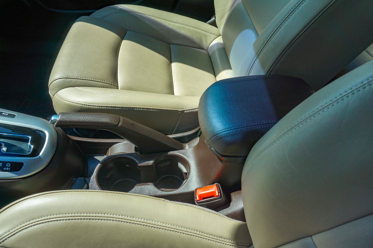 Used 2014 Chevrolet Cruze LT FWD image 15