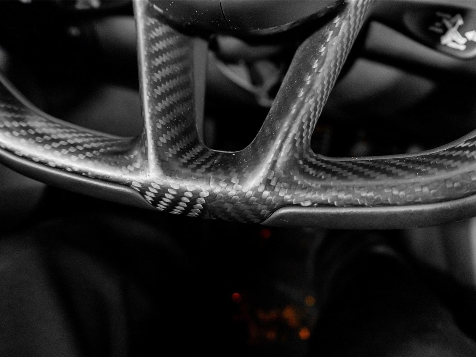 Used 2023 McLaren GT RWD image 40