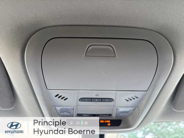 Used 2018 Buick Enclave Essence FWD image 29