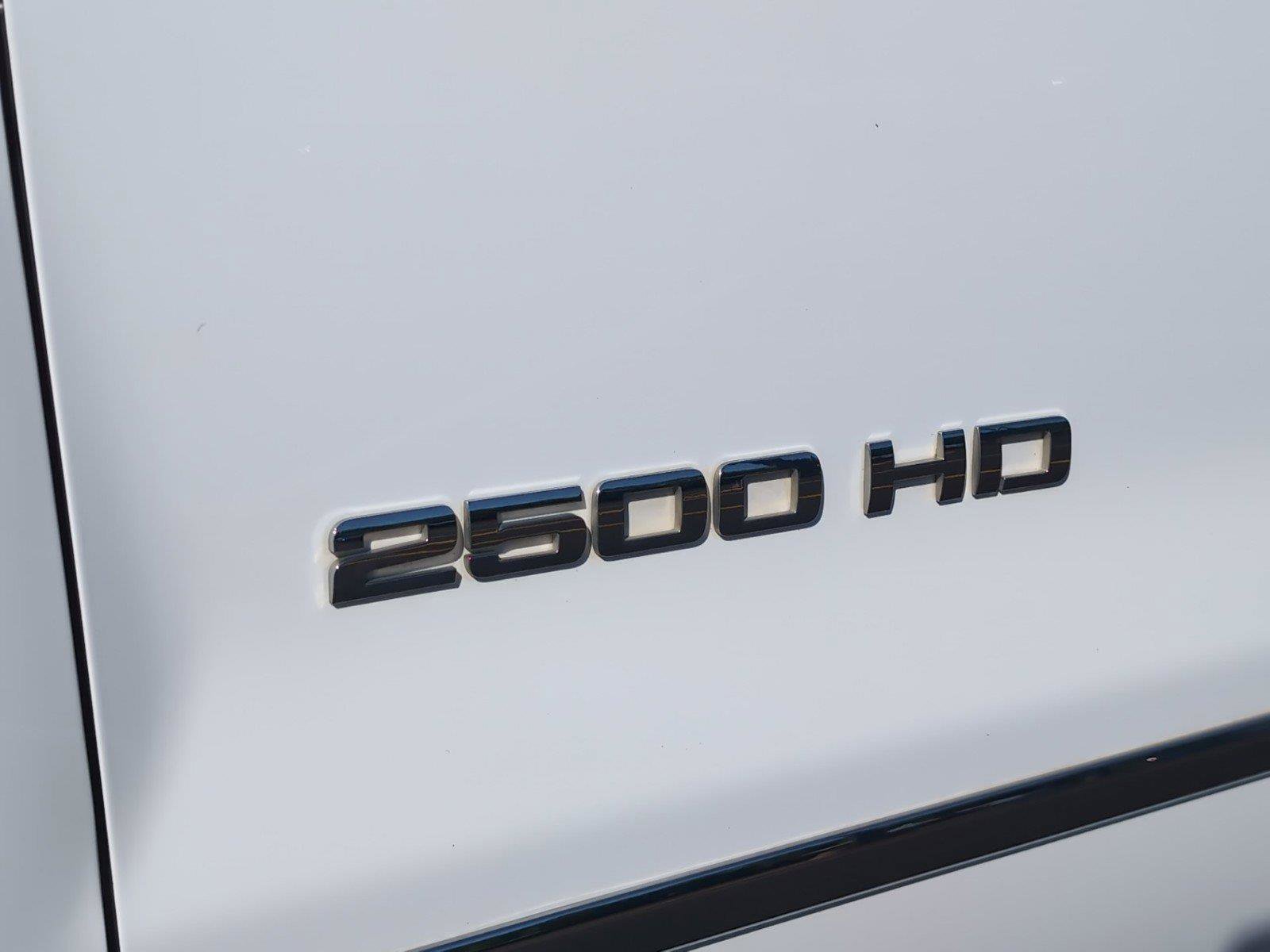 Used 2015 GMC Sierra 2500 SLT AWD/4WD image 35