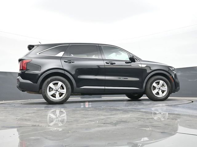 Used 2021 Kia Sorento LX image 48