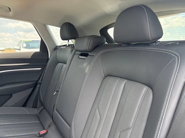 Used 2024 Audi Q8 e-tron Premium Plus w/ Premium Plus Package AWD/4WD image 12