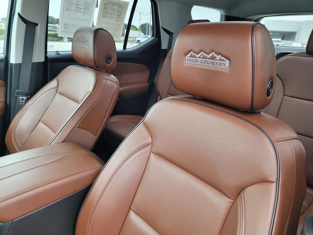 Used 2019 Chevrolet Traverse High Country w/ LPO, Floor Liner Package AWD/4WD image 17