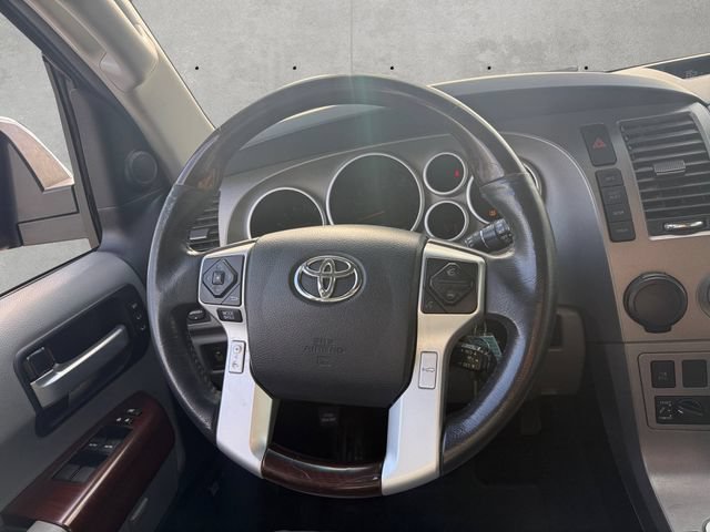 Used 2014 Toyota Sequoia Platinum RWD image 21