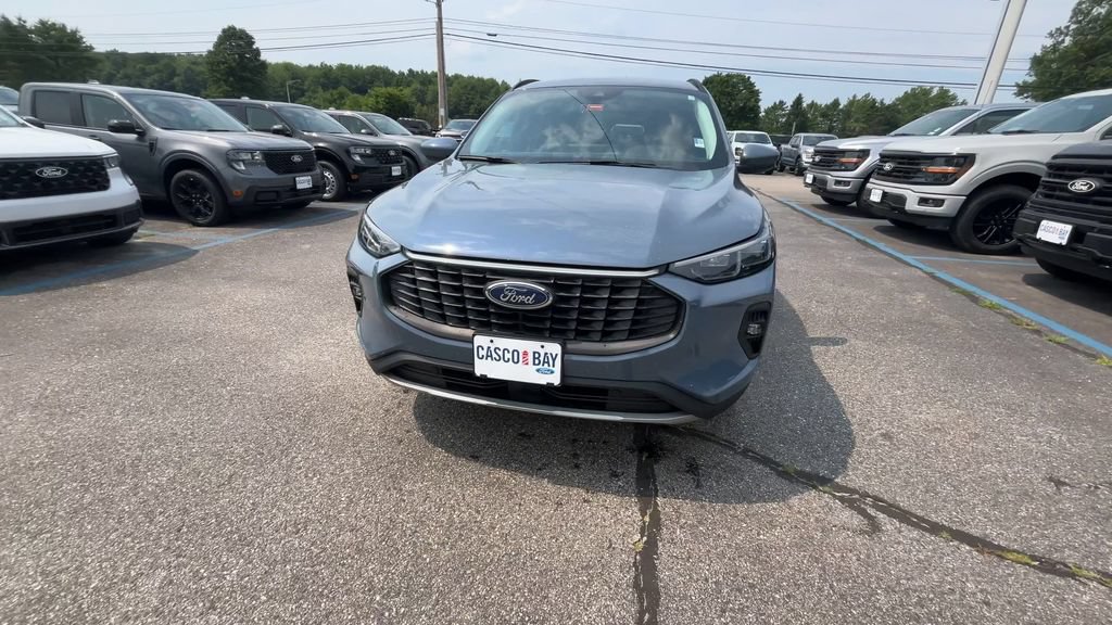 Certified 2025 Ford Escape Platinum AWD/4WD image 14