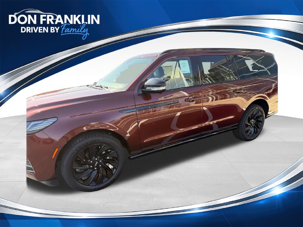 New 2027 Lincoln Navigator L Reserve w/ Jet Appearance Package