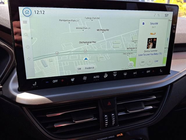 Certified 2025 Ford Escape SE image 17