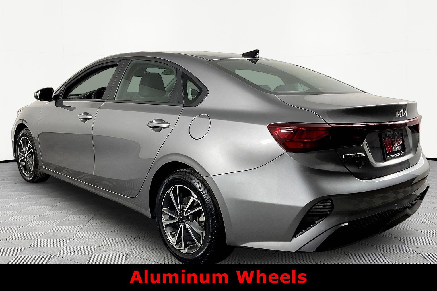 Certified 2023 Kia Forte LXS image 4