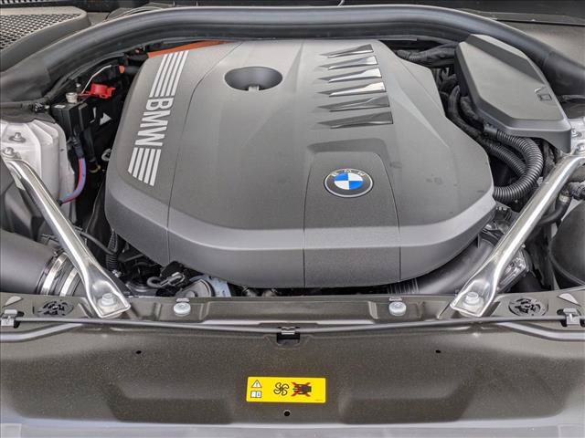 New 2027 BMW 550e xDrive w/ Executive Package AWD/4WD image 18