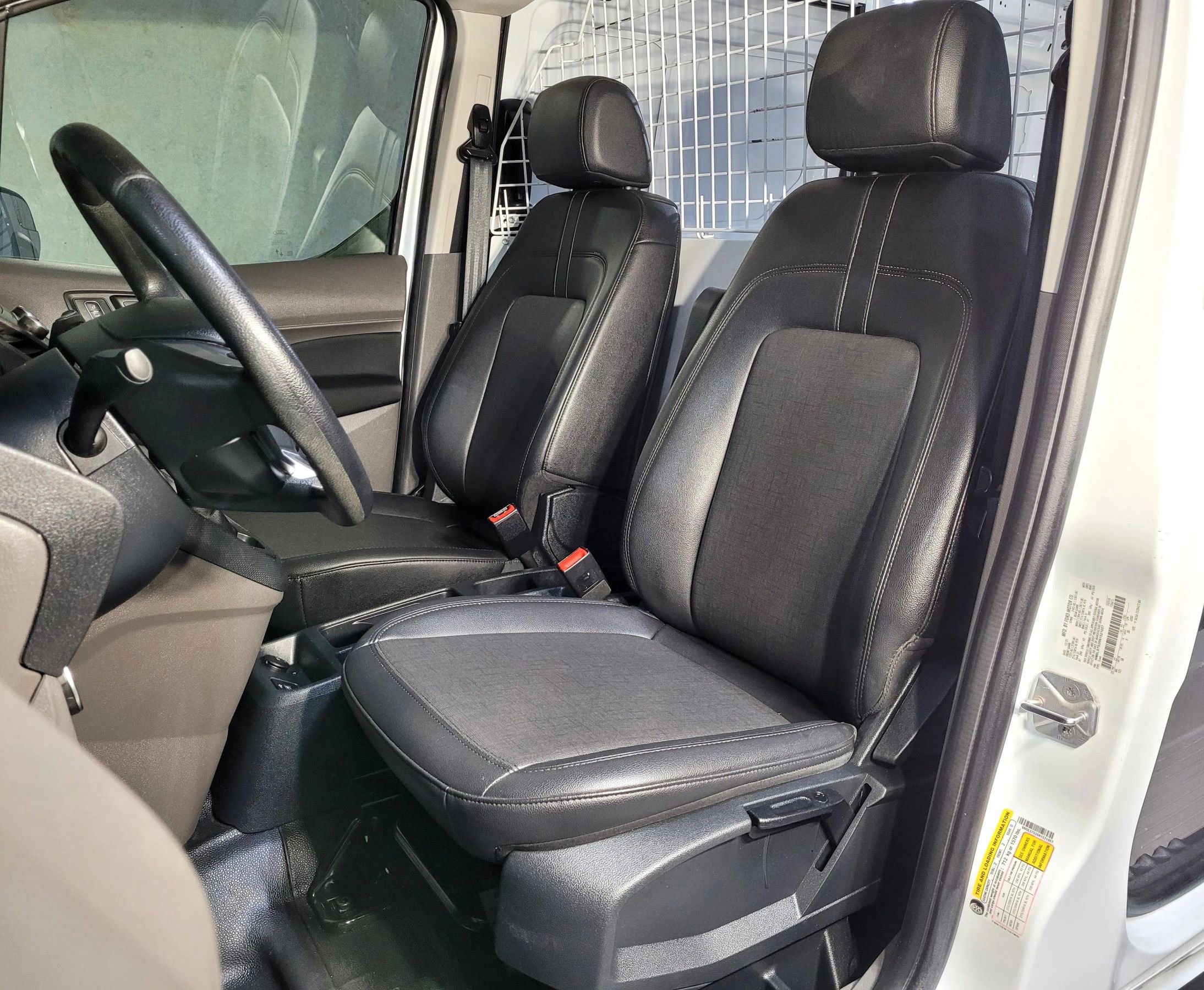 Used 2022 Ford Transit Connect XL image 17