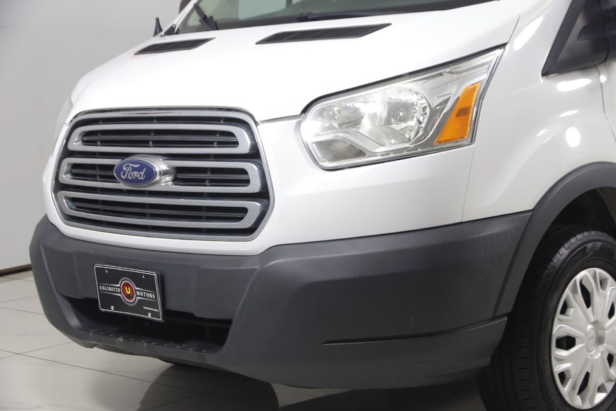 Used 2016 Ford Transit 250 130 Low Roof w/ Exterior Upgrade Package RWD image 34