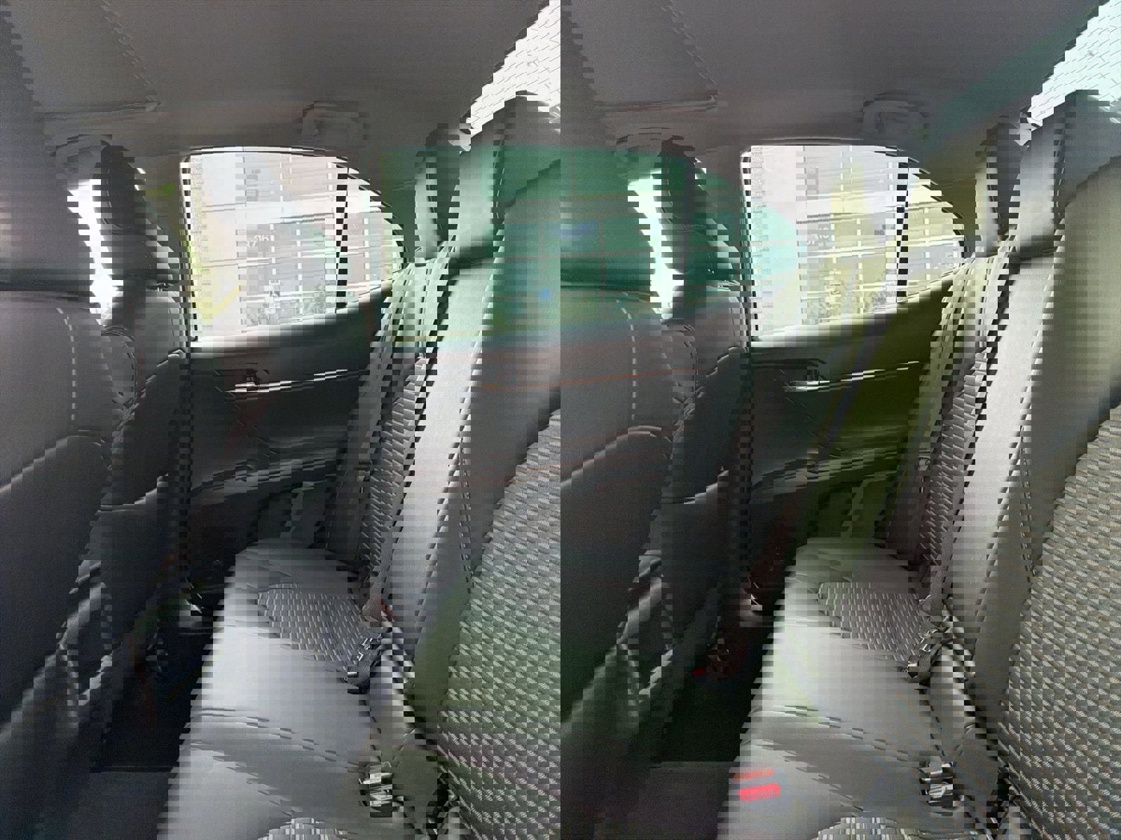 Used 2022 Toyota Camry SE w/ Cold Weather Package AWD/4WD image 9