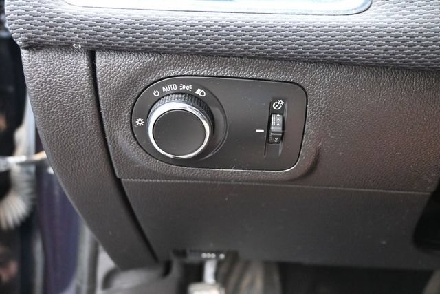 Used 2016 Chevrolet Cruze LS FWD image 28