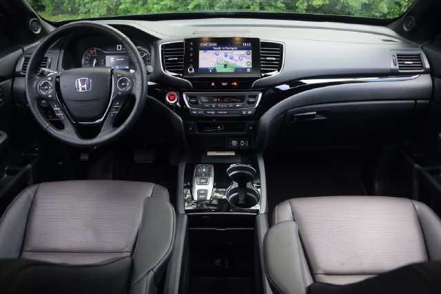 Used 2023 Honda Ridgeline Black Edition image 8