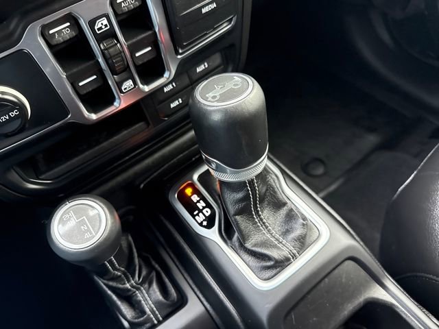 Used 2019 Jeep Wrangler Unlimited Sahara image 29