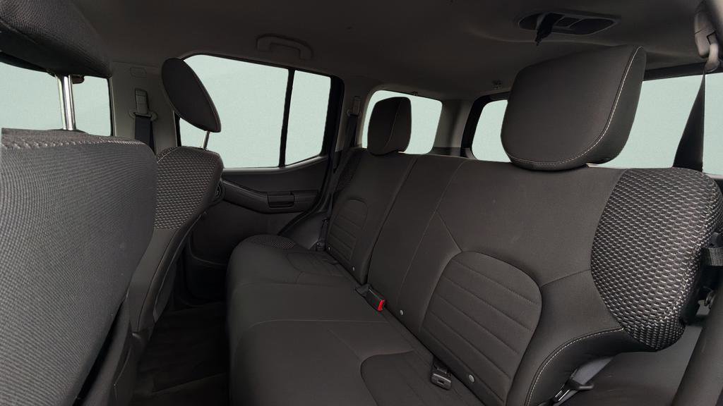 Used 2015 Nissan Xterra PRO-4X AWD/4WD image 22