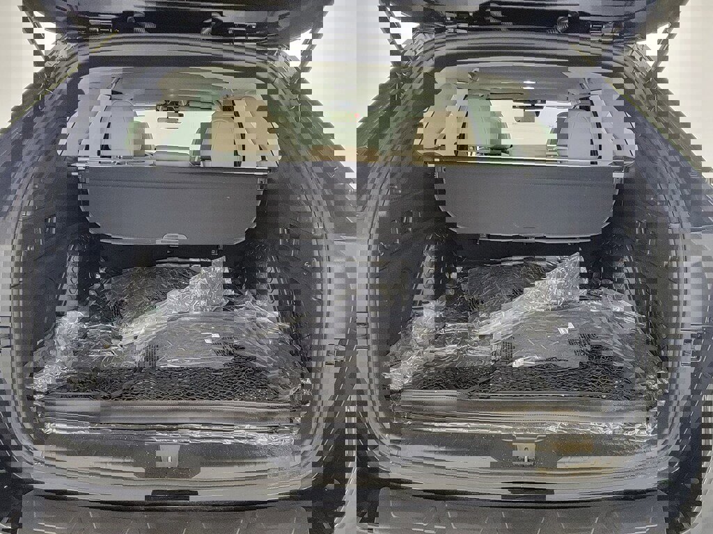 Used 2025 Subaru Outback Limited image 32