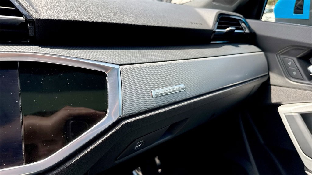 Used 2022 Audi Q3 2.0T Premium w/ Convenience Package image 58