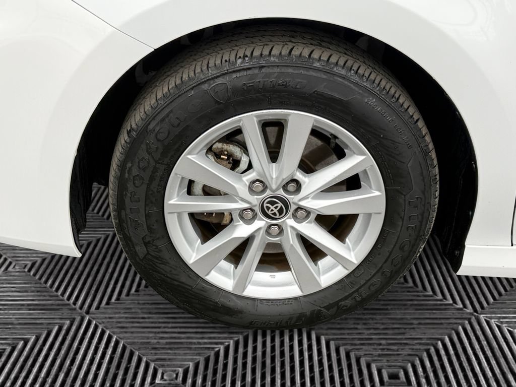 Certified 2025 Toyota Camry LE w/ Convenience Package AWD/4WD image 14