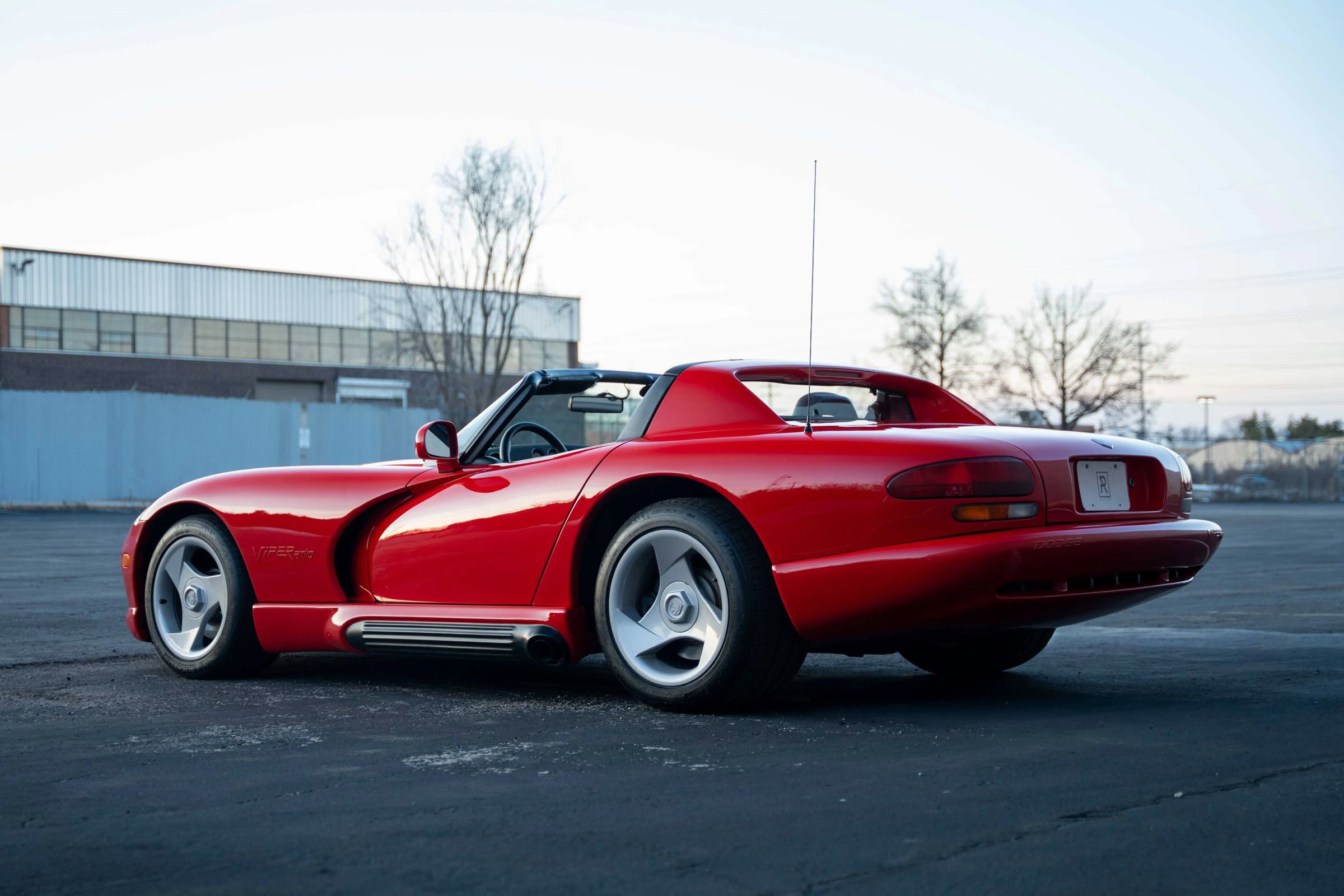 Used 1993 Dodge Viper RT/10 image 11