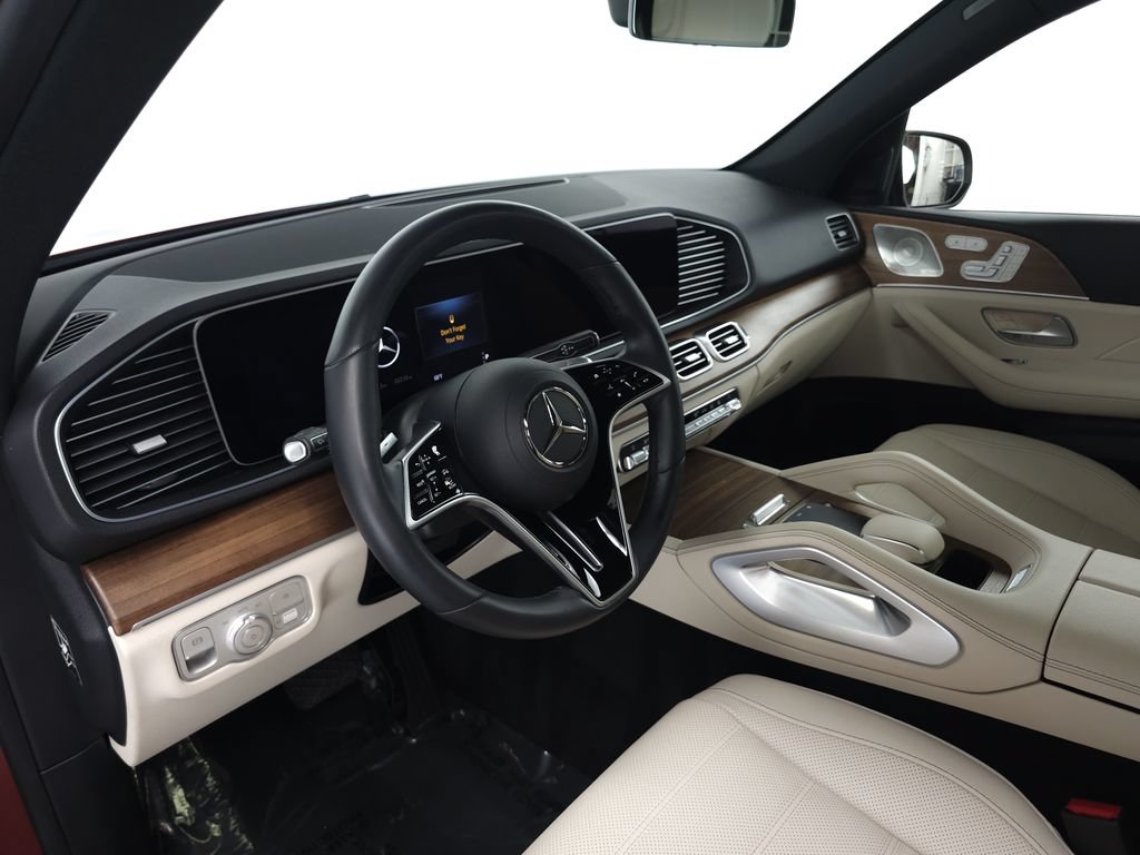 Used 2024 Mercedes-Benz GLE 450e 4MATIC image 9