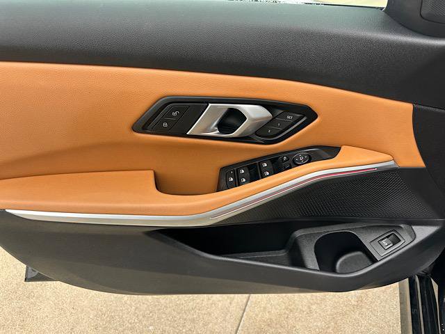 Certified 2025 BMW 330i xDrive 330i xDrive Sedan w/ Premium Package image 17