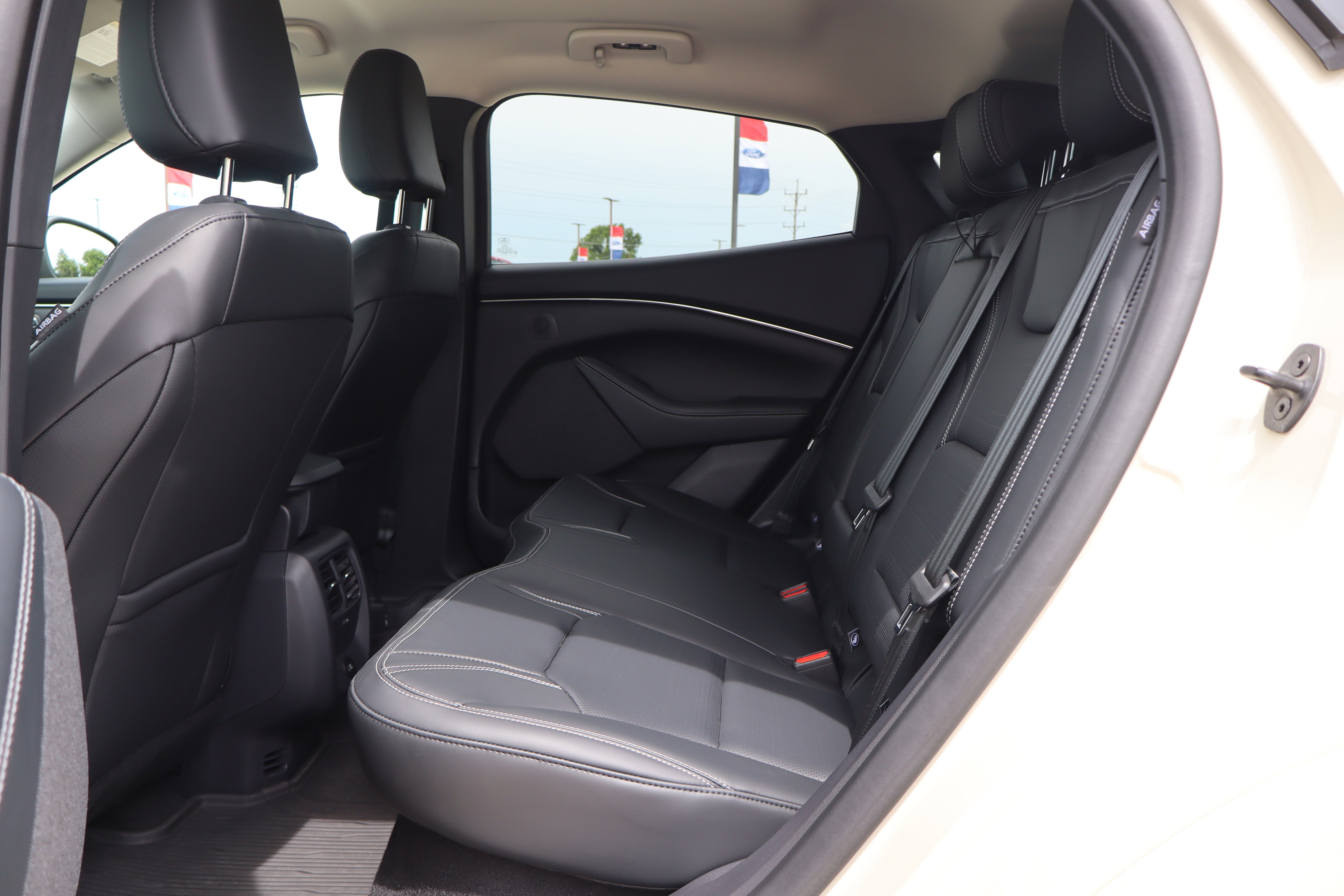 Used 2025 Ford Mustang Mach-E Premium RWD image 11