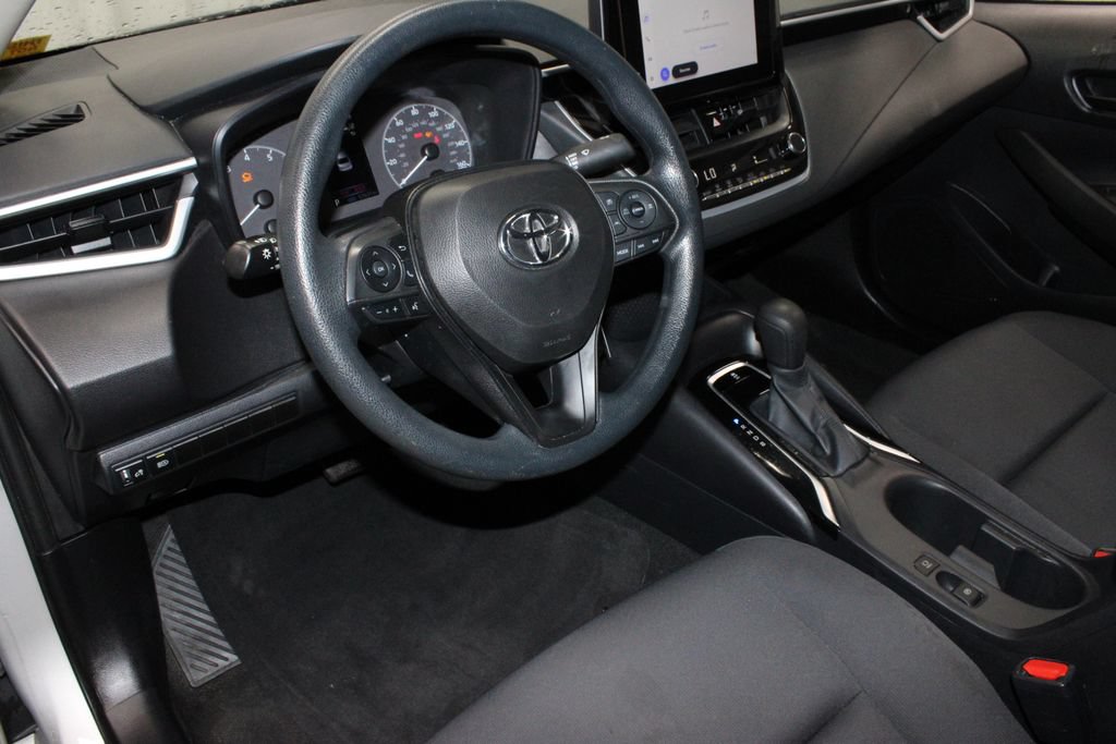 Used 2024 Toyota Corolla LE FWD image 26