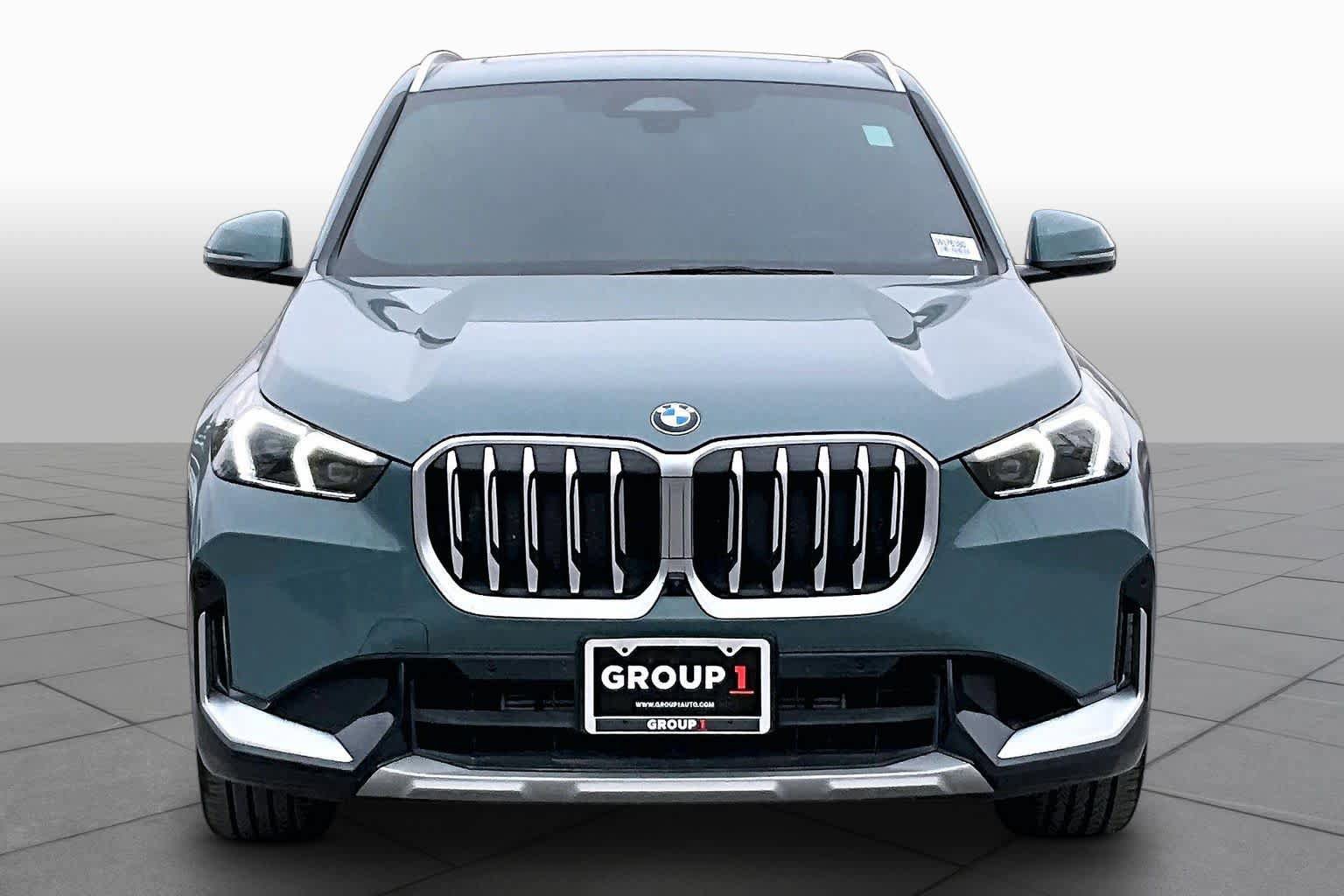 Used 2025 BMW X1 xDrive28i w/ Technology Package AWD/4WD image 4