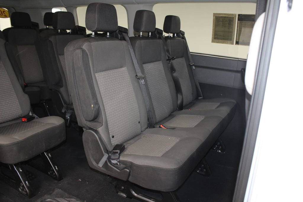 Used 2023 Ford Transit 350 XLT image 31