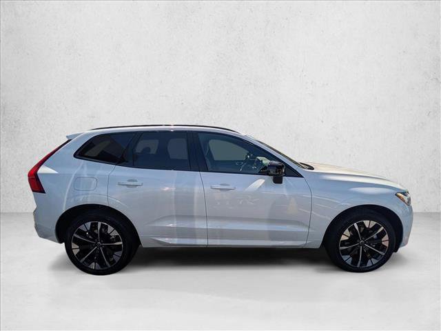 Certified 2026 Volvo XC60 B5 Plus w/ Protection Package Premier AWD/4WD image 4