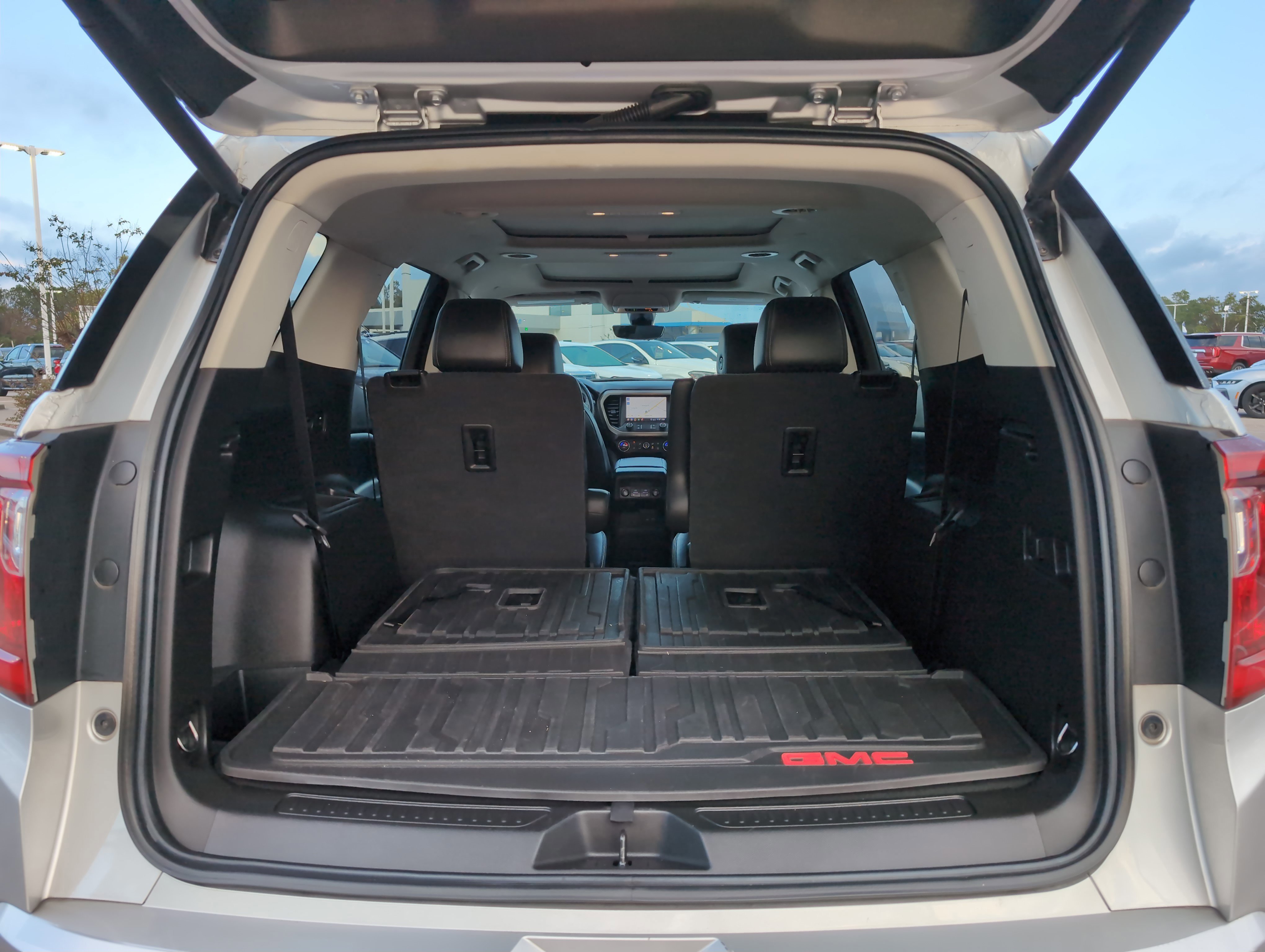 Used 2020 GMC Acadia Denali w/ LPO, Floor Liner Package image 31
