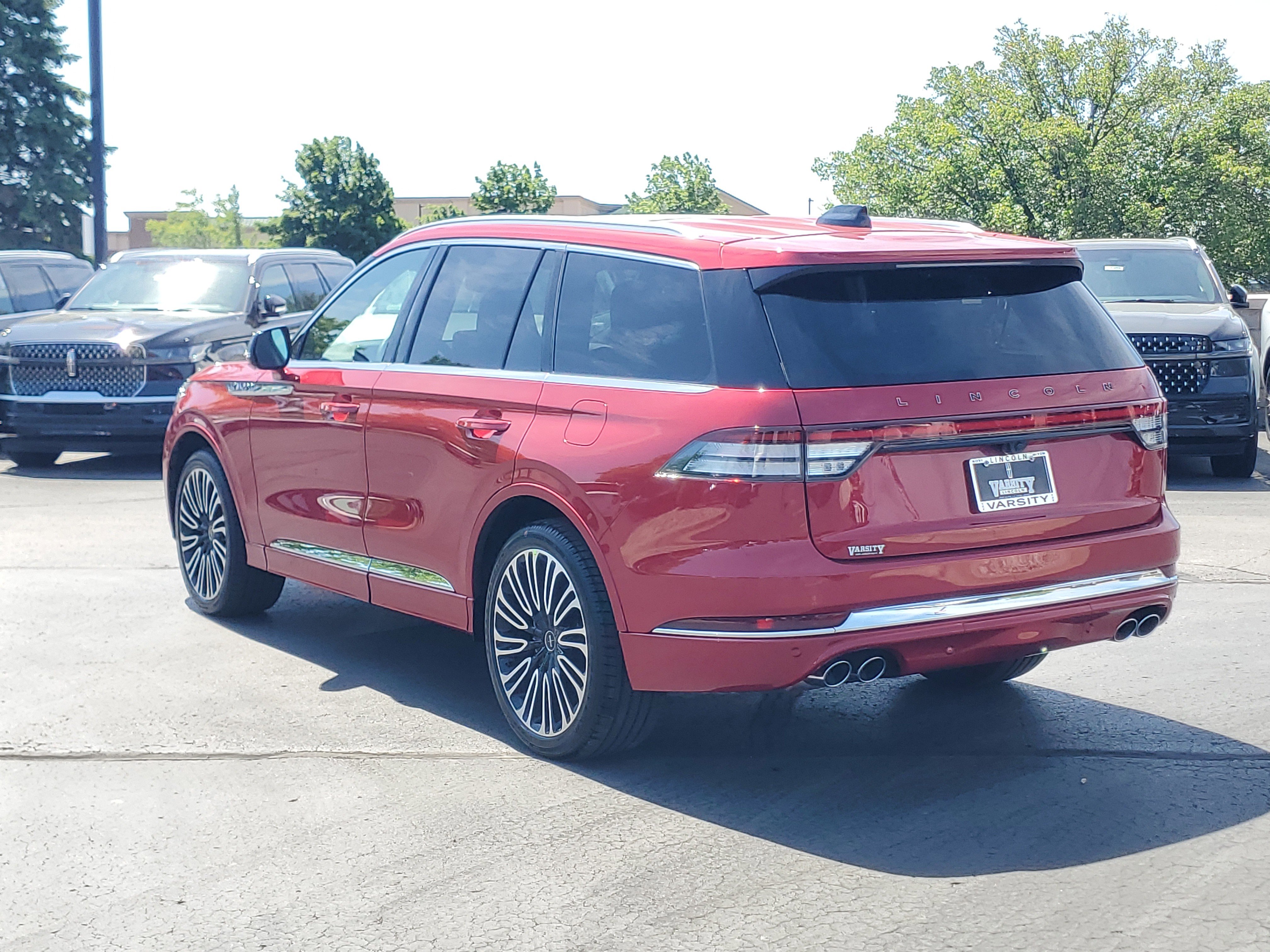 New 2026 Lincoln Aviator Black Label w/ Dynamic Handling Package AWD/4WD image 3