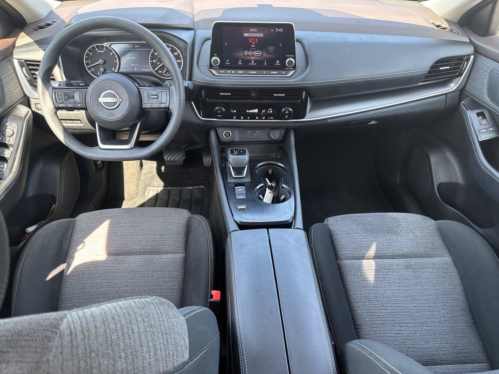 Used 2023 Nissan Rogue SV FWD image 11