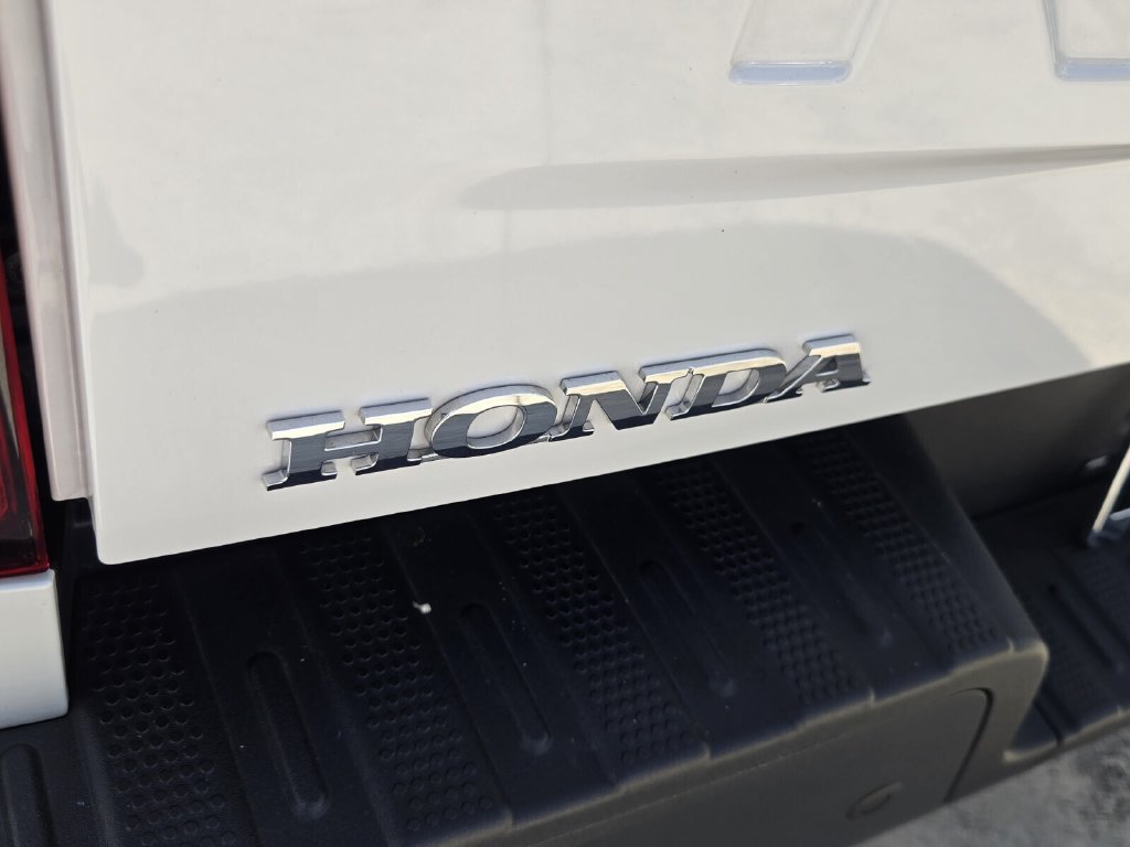 Certified 2025 Honda Ridgeline Black Edition image 14