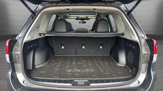 Used 2024 Subaru Forester Touring AWD/4WD image 27