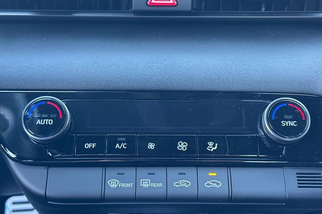 New 2026 Hyundai Elantra Sport image 19