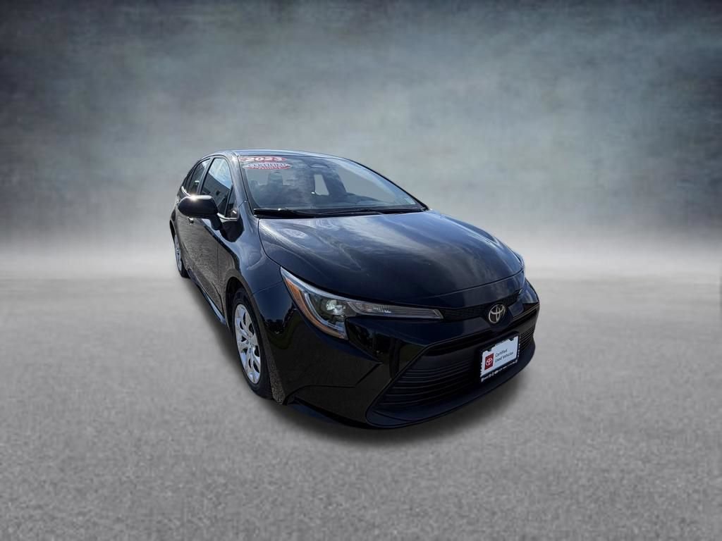 Used 2023 Toyota Corolla LE FWD image 8