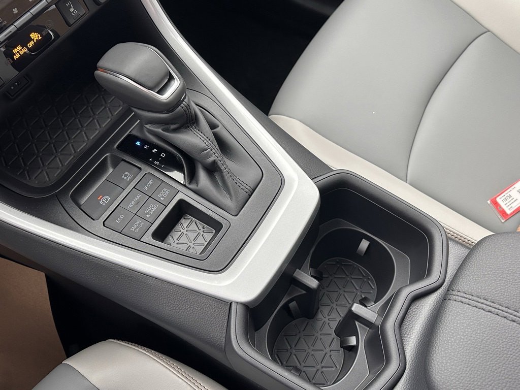 New 2025 Toyota RAV4 XLE Premium image 31
