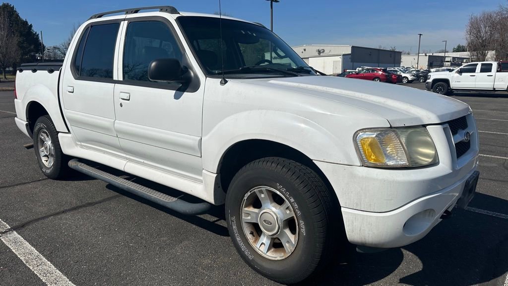 Used 2004 Ford Explorer Sport Trac 4x4 image 1