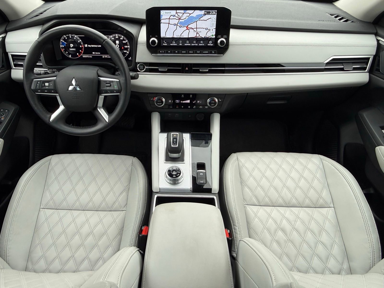 Used 2023 Mitsubishi Outlander SEL image 19