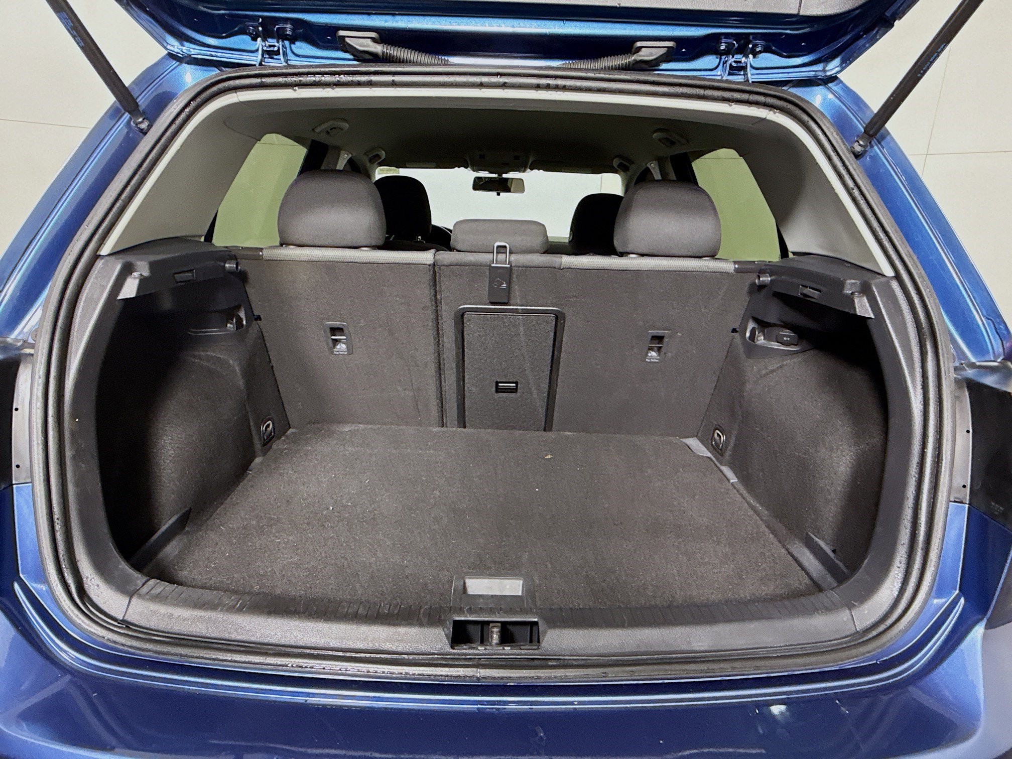 Used 2017 Volkswagen Golf S image 34