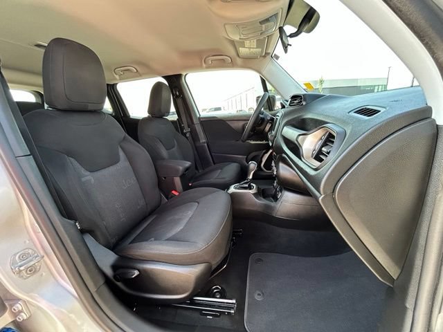 Used 2017 Jeep Renegade Sport w/ Power & Air Group AWD/4WD image 30