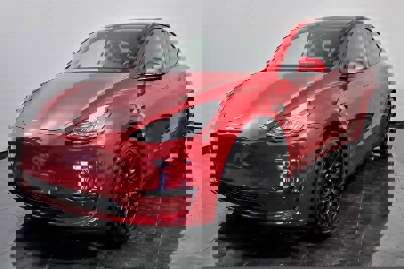 Used 2022 Tesla Model Y Long Range image 5