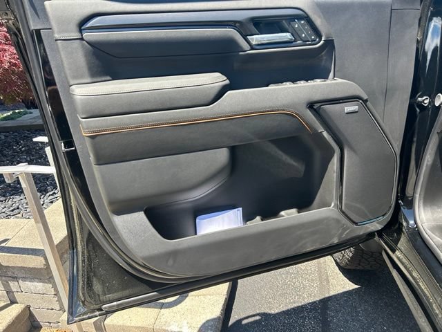 New 2026 GMC Sierra 2500 AT4 w/ AT4 Premium Plus Package AWD/4WD image 10
