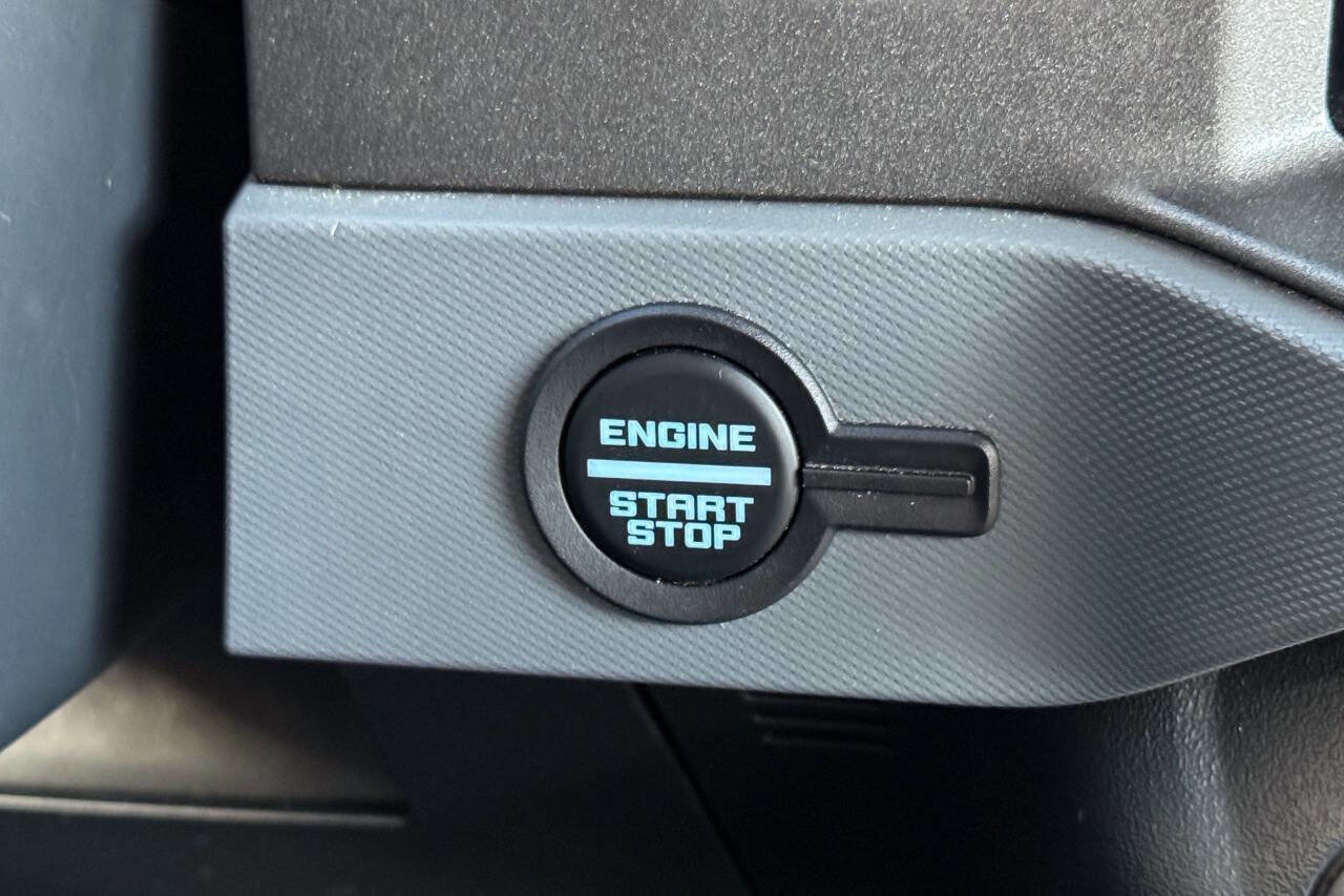 Used 2024 Ford Bronco Big Bend image 26