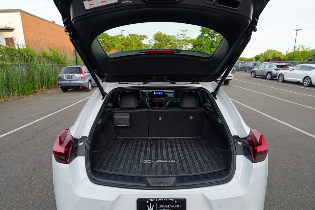 Used 2024 Lexus UX 250h F Sport AWD/4WD image 60